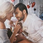 Păstrarea pasiunii în mariaj: 9 sfaturi